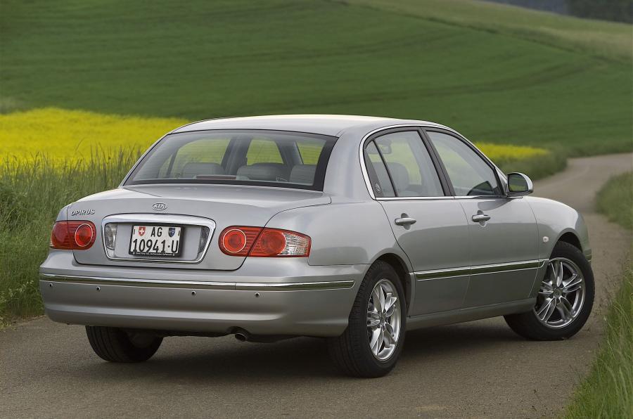  Kia Opirus 2003 года  (фото 25 из 54)